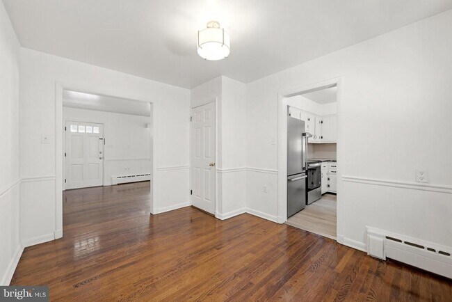 Building Photo - 31 E Germain St