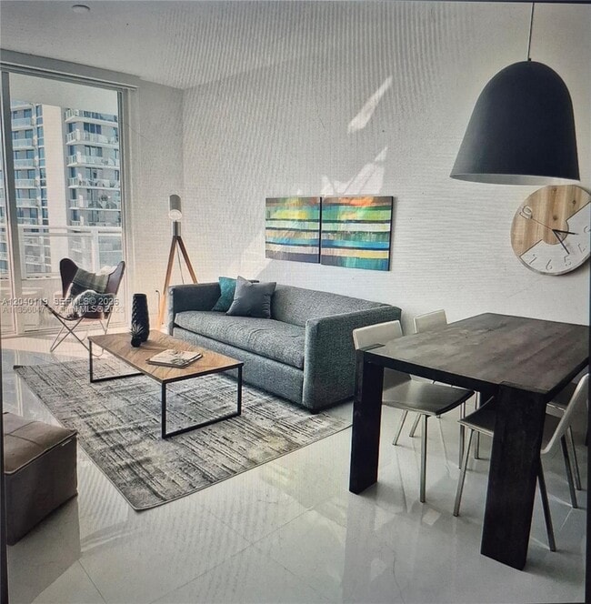 Building Photo - 1080 Brickell Ave