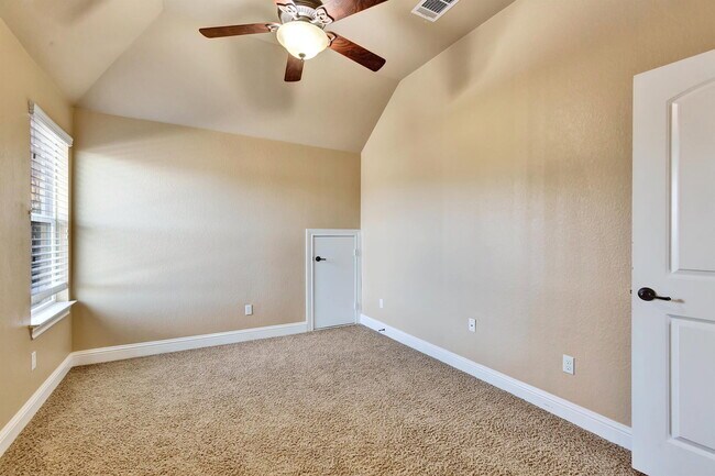 Building Photo - 12024 Versante Cir