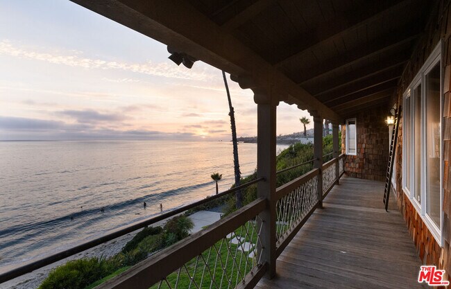 Building Photo - 629 S Coast Hwy
