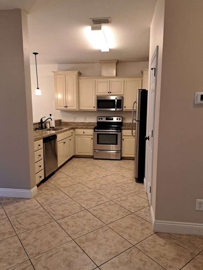 Building Photo - 1734 Annabellas Dr