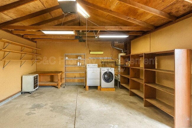 Building Photo - 120 Ward Ct