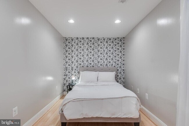 Building Photo - 26 T St NE