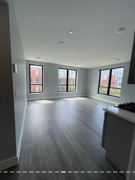 Building Photo - 367 Western Ave