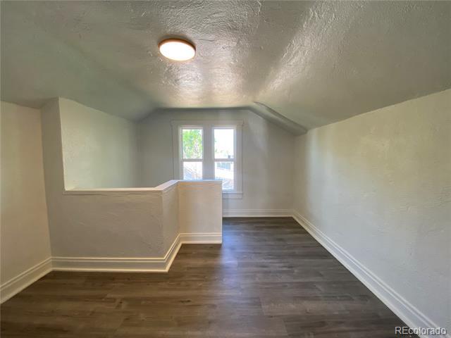 Building Photo - 1400 Tamarac St