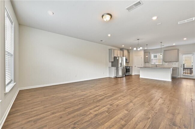 Building Photo - 3798 Hidden Valley Cir