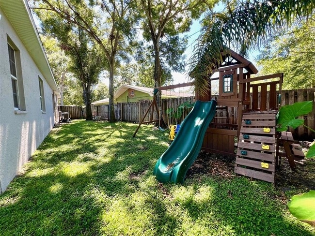 Building Photo - 2270 Barbara Dr