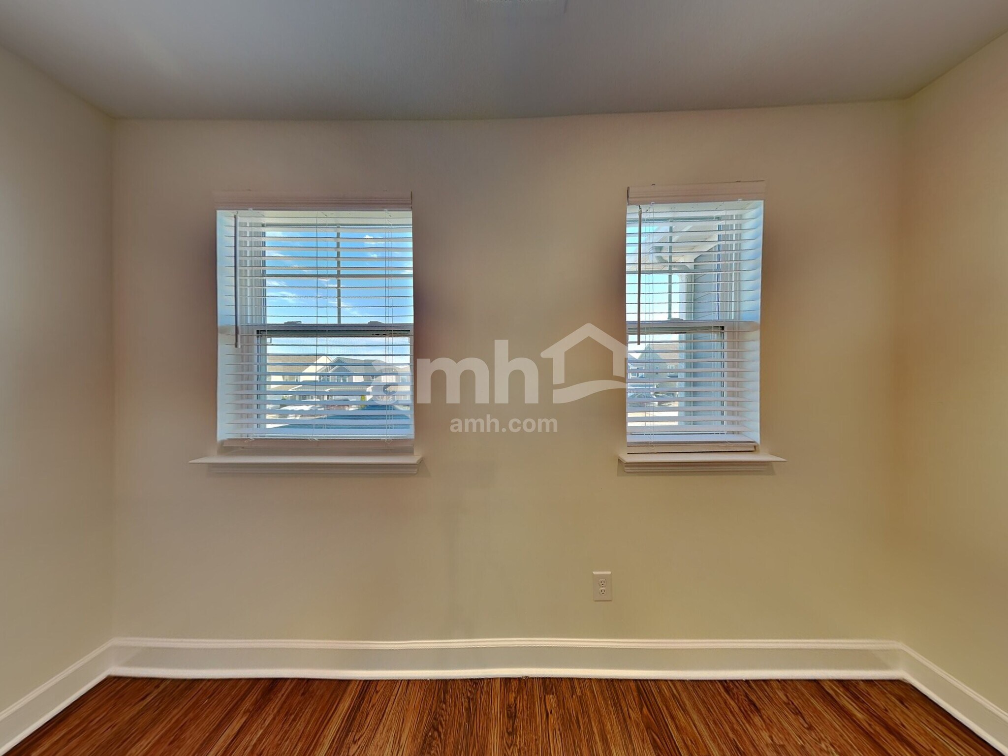 Building Photo - 4406 Erabele Dr