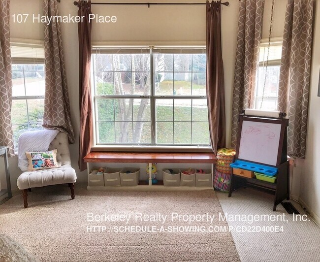 Building Photo - 107 Haymaker Place