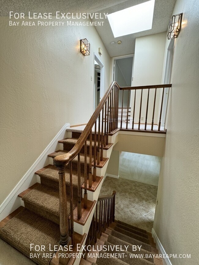 Building Photo - 782 Berkshire Dr