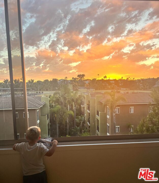 Building Photo - 8701 Delgany Ave