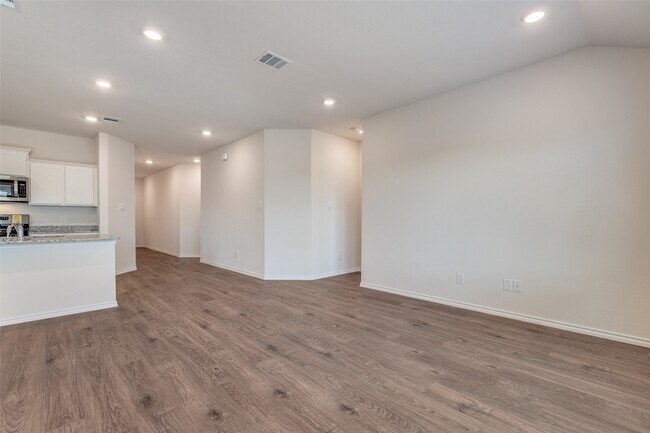 Building Photo - 4113 Turquoise Ave