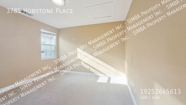 Building Photo - 3785 Hobstone Pl