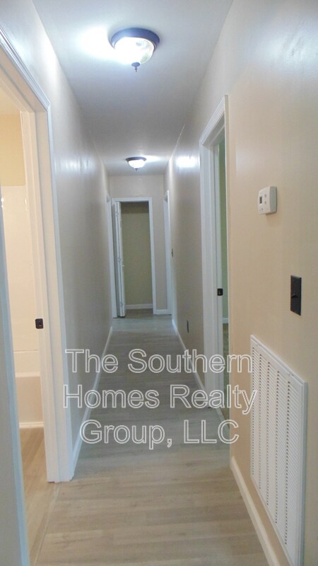 Building Photo - 510 Third Street