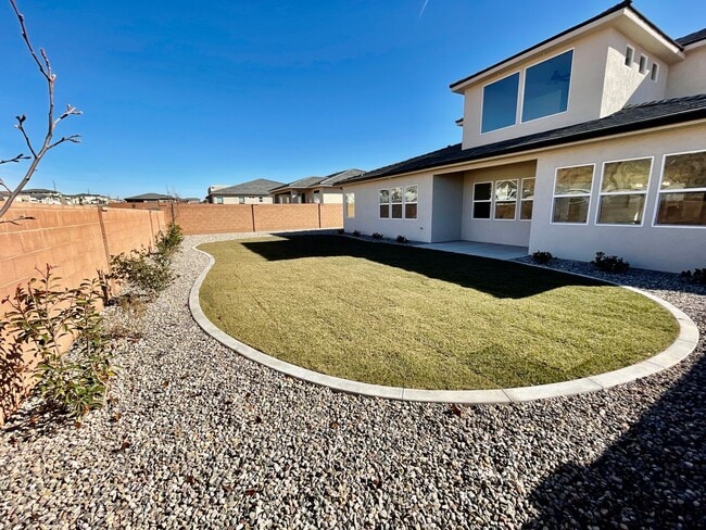 Building Photo - Four-Bedroom Home in Washington Fields
