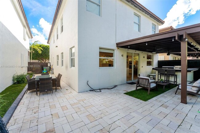 Building Photo - 11229 NW 44th Terrace