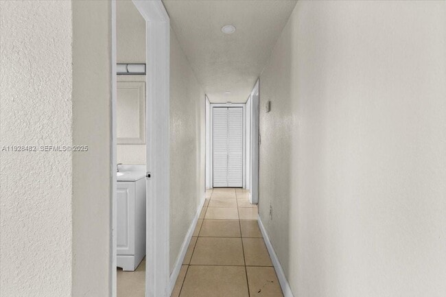 Building Photo - 1787 NE 173rd St