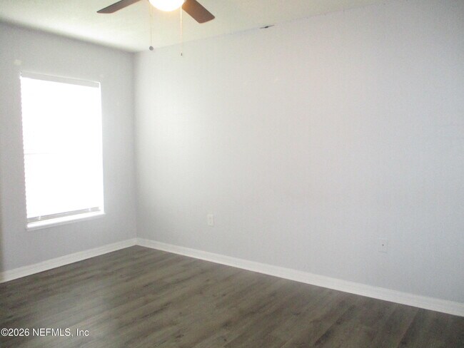 Building Photo - 738 N 5th St