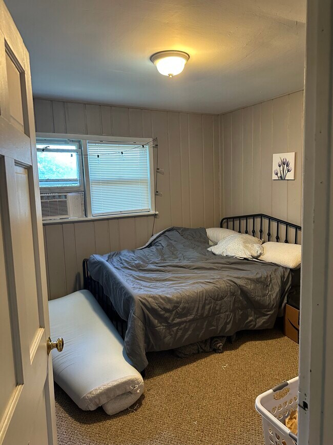 Building Photo - W306S4879 WI-83