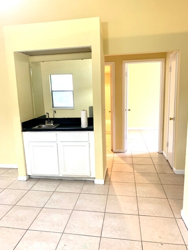 Building Photo - 5128 Indian Lakes Ct