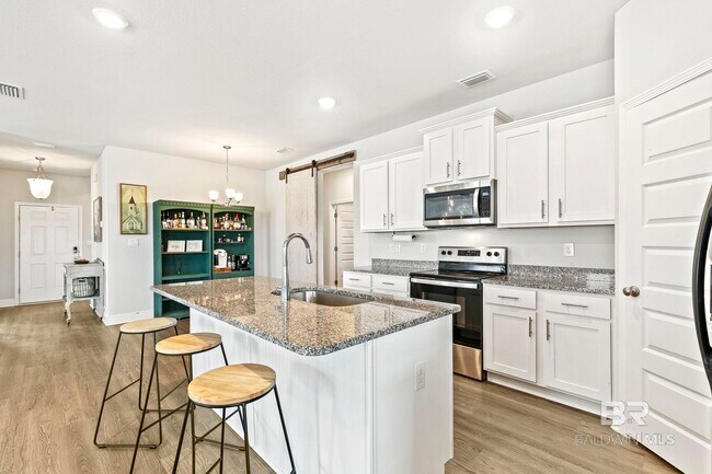 Building Photo - 13164 Shoshoney Cir