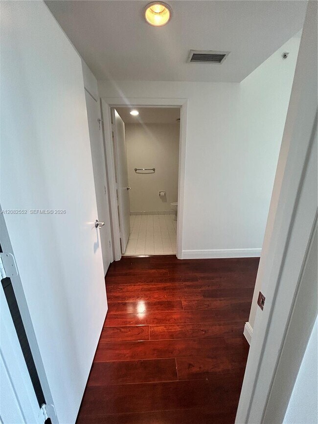 Building Photo - 7275 SW 90th Way