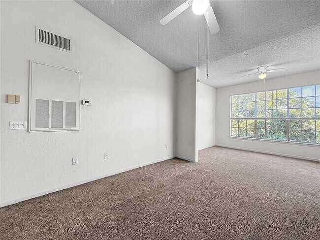 Building Photo - 13025 Mulberry Park Dr