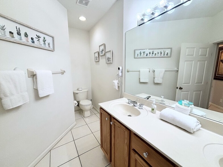 Building Photo - 9119 Sandshot Ct