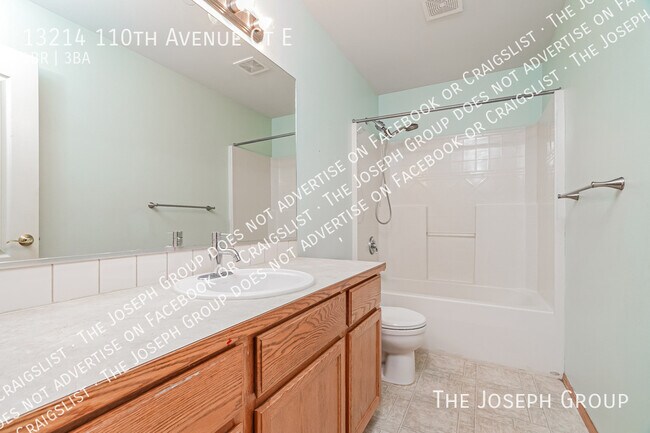 Building Photo - 13214 110th Ave Ct E