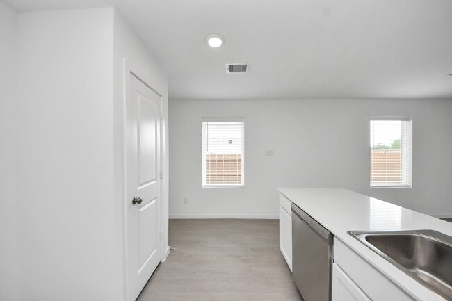 Building Photo - 7730 Lavender Jade Dr