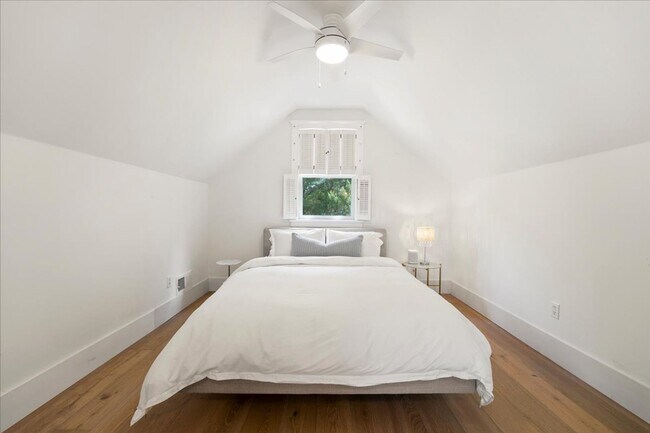 Building Photo - Downtown St. Augustine 2BD/2BA Historic Home