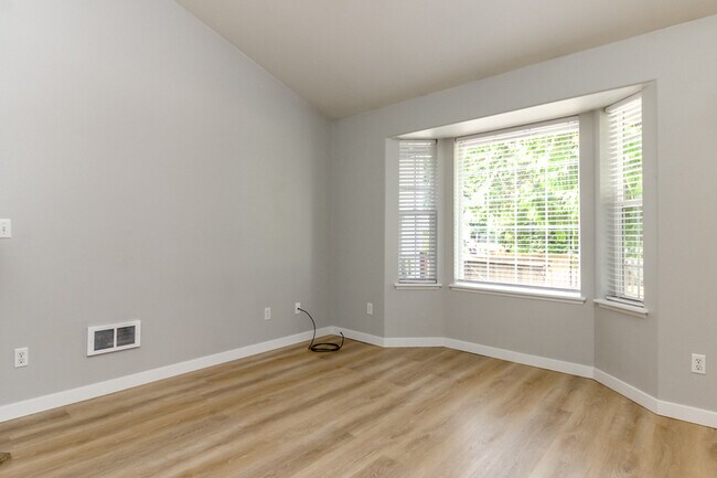 Building Photo - 25807 87th Ave Ct E