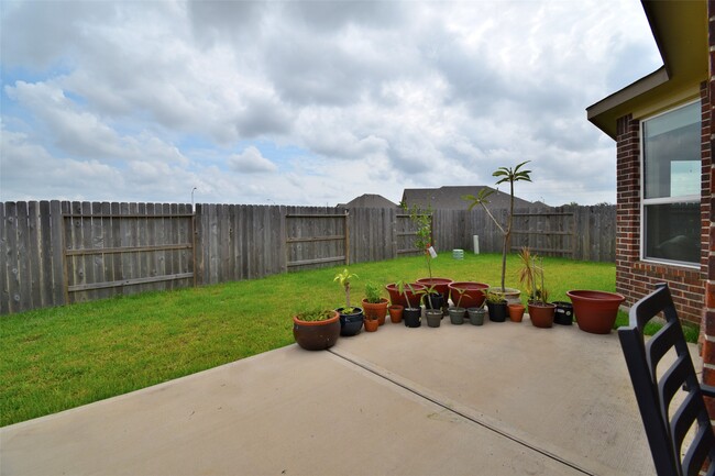 Building Photo - 24610 Windmill Canyon Ln