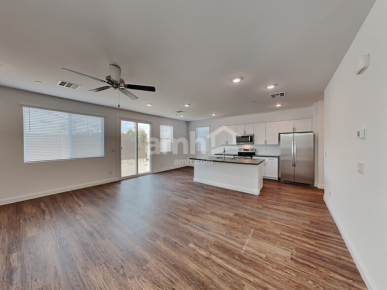 Building Photo - 10081 Aconitum Ct