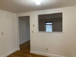 Building Photo - 558 Sea St