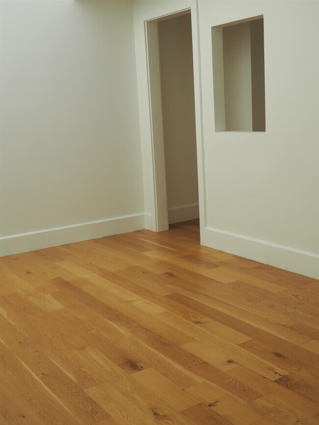 Building Photo - 50 Dey St