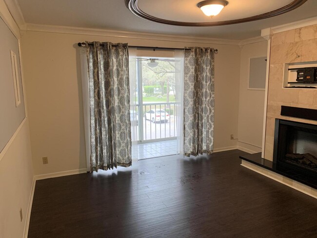 Building Photo - 2504 SE Anchorage Cove