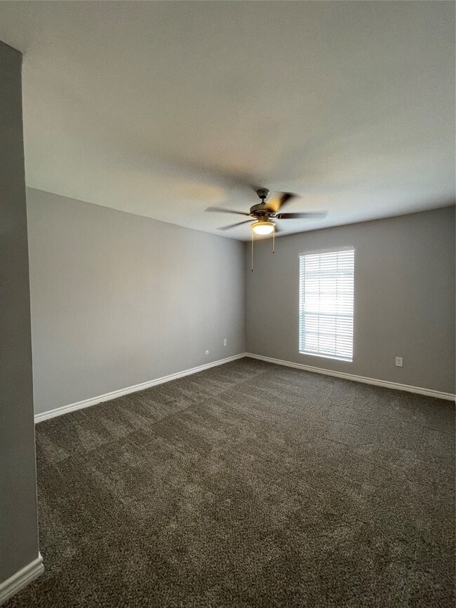 Building Photo - 16414 Stuebner Airline Rd