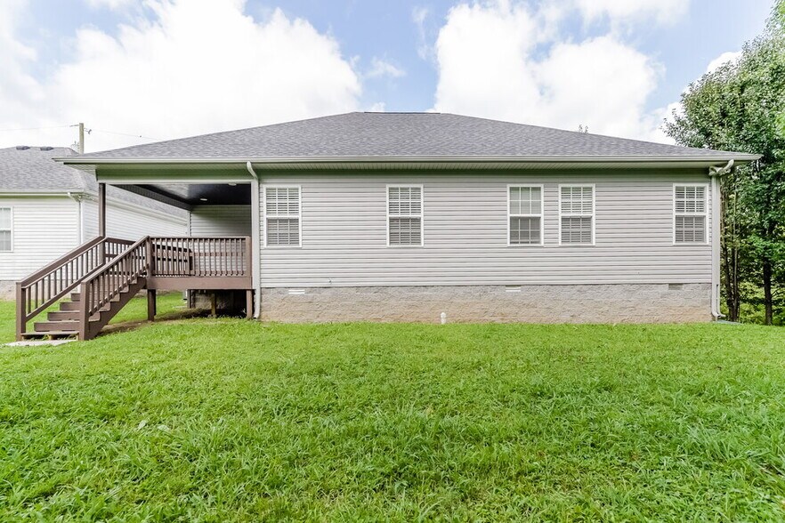 Building Photo - 1724 Brick Ct