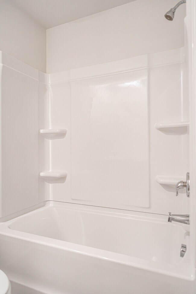 Building Photo - 205 1st St