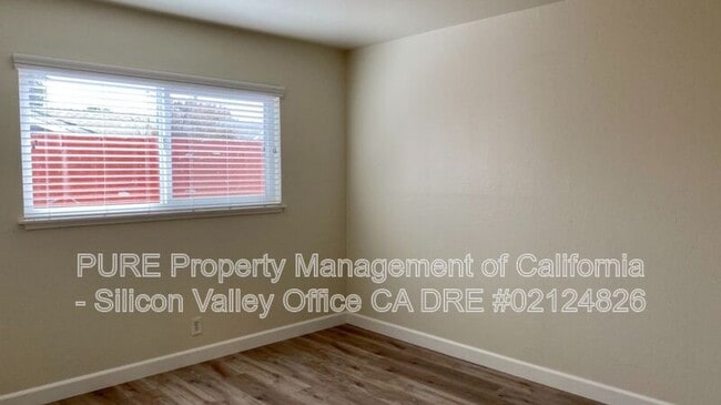 Building Photo - 2831 Union Ave