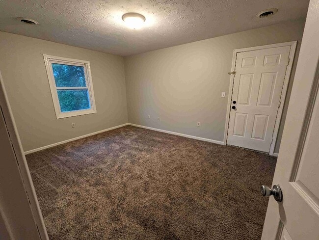 Building Photo - 106 Molloy Ct