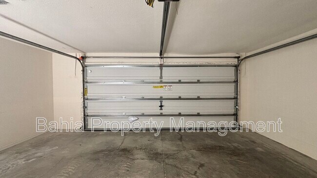 Building Photo - 15572 Blackbead St