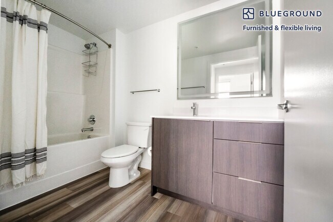 Building Photo - 8709 161st Avenue Northeast