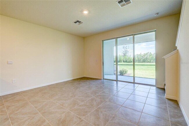 Building Photo - 17440 Crescent Moon Lp