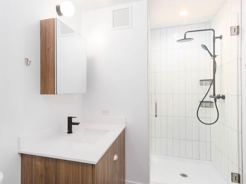 Building Photo - 1487 S Blue Island Ave