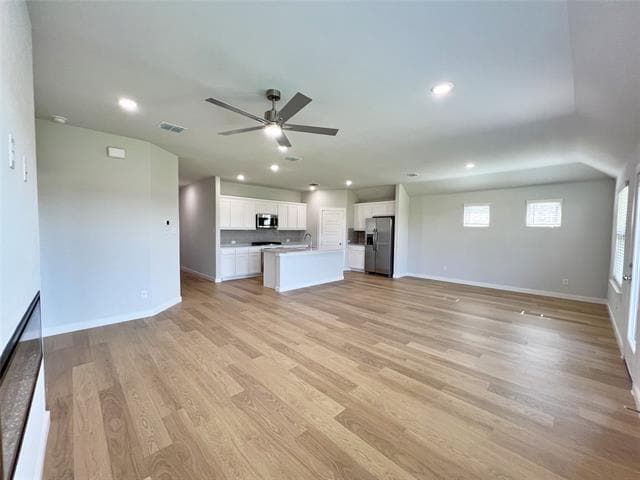Building Photo - 1106 Airbender Dr