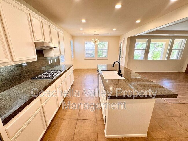 Building Photo - 138 Shoreline Dr