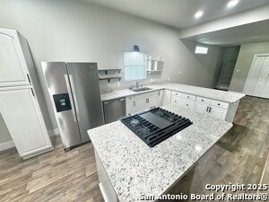 Building Photo - 159 S Hackberry Ave