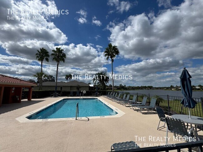 Building Photo - 202 Nova Ave